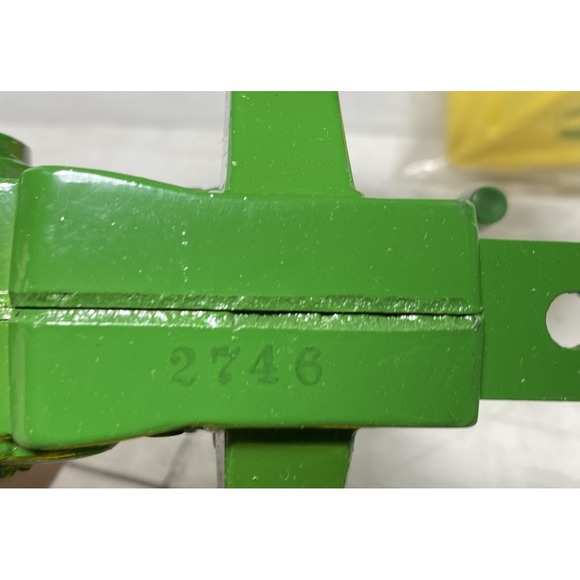 John Deere Model "70" Die Cast Tractor  Numbered With Box 10th Anniversary - Picture 6 of 13